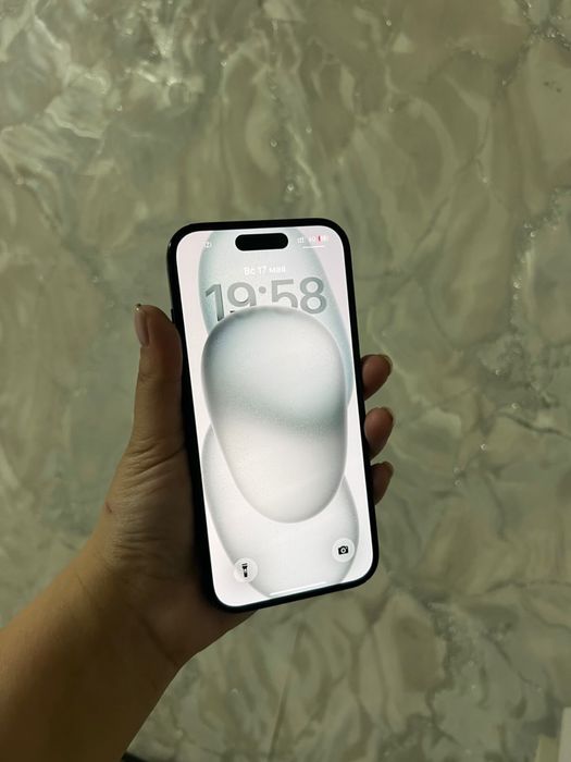 продам Айфон 15