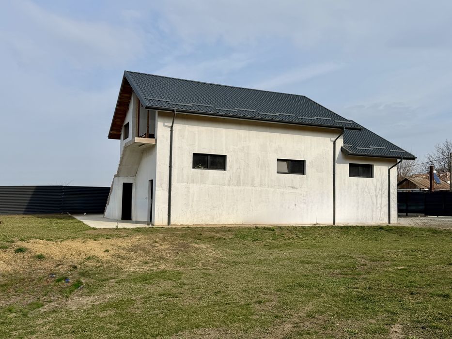 Casă + Garaj Spațios * Direct de la proprietar * Fără Comision *