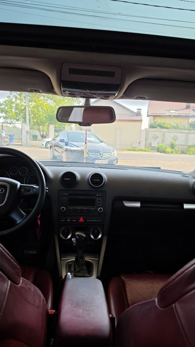 Vând Audi A3 Sportback 2.0 TDI (BMM) 140 CP Euro 4 - DSG - Piele Roșie - Trapă Panoramică - Jante R17