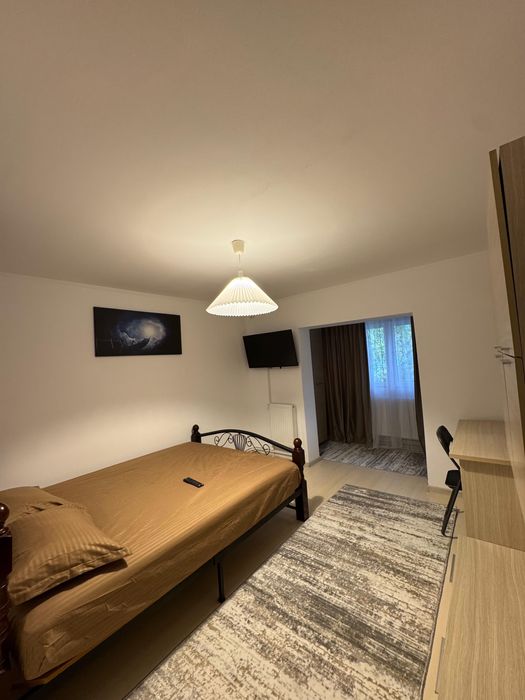 Închiriez apartament 2 camere  Craiovita Noua