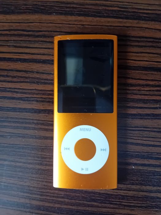iPod nano 8 GB generația a 4 a