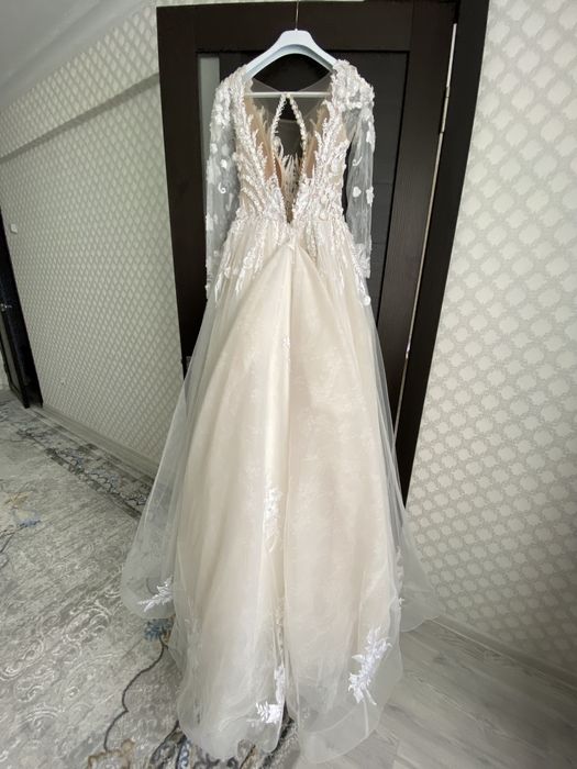 Продам свадебное платье