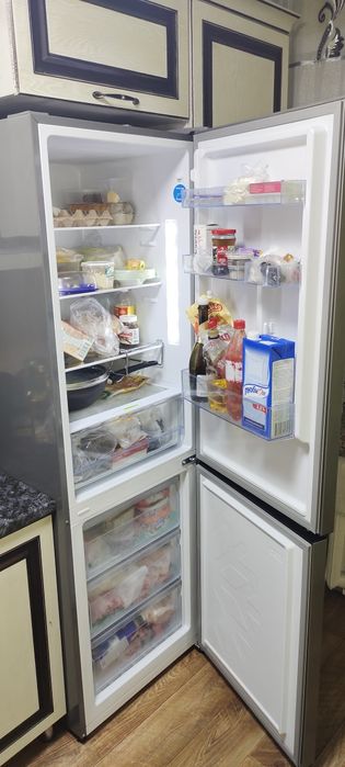 Продам холодильник Hansa новый