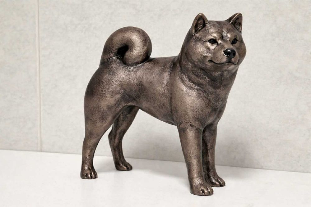 Акита - статуетки, бюстчета