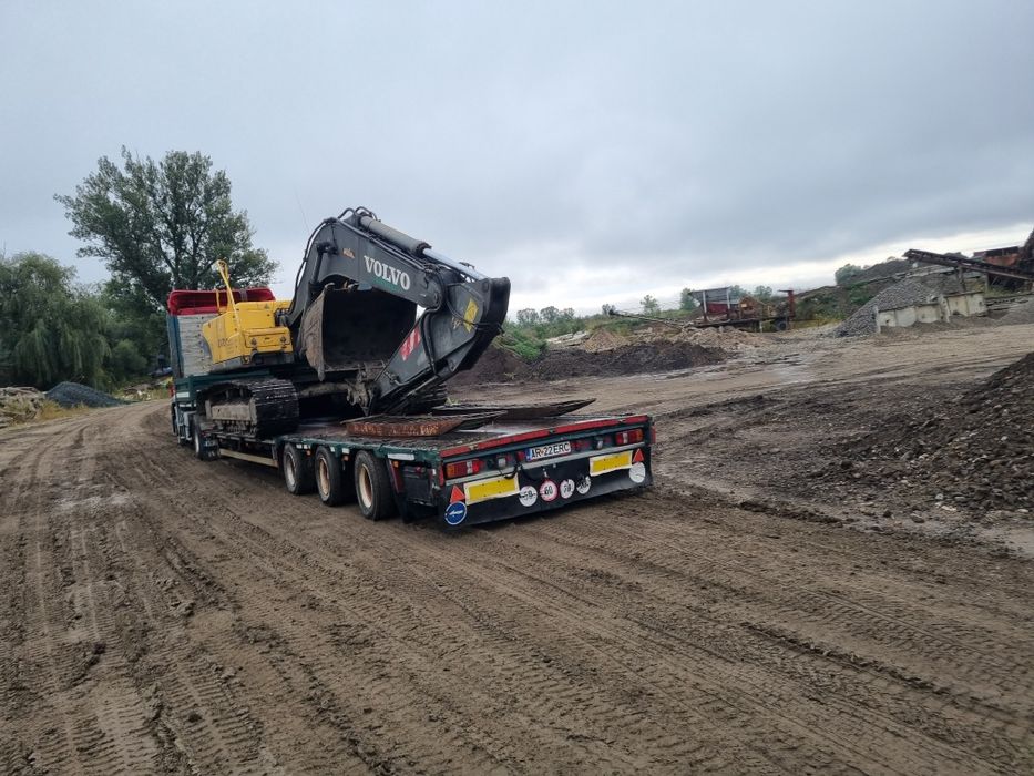 Trailer transport utilaje