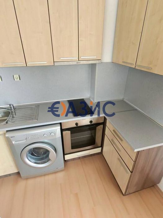 Продава се Двустаен апартамент в к.к. Слънчев бряг - 72 кв.м за 653 €/кв.м - Снимка #1