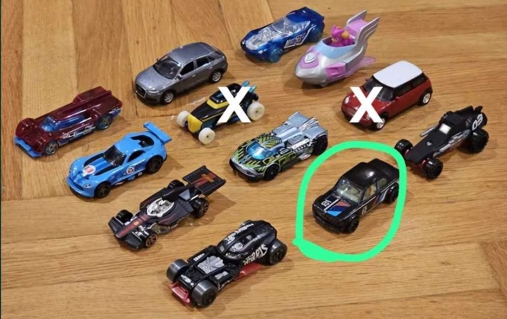 Mașinuțe hot wheels