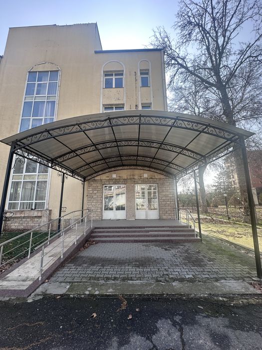 Сдам здание под частную школу с ремонтом 6200м2 Яккасарайский район AK