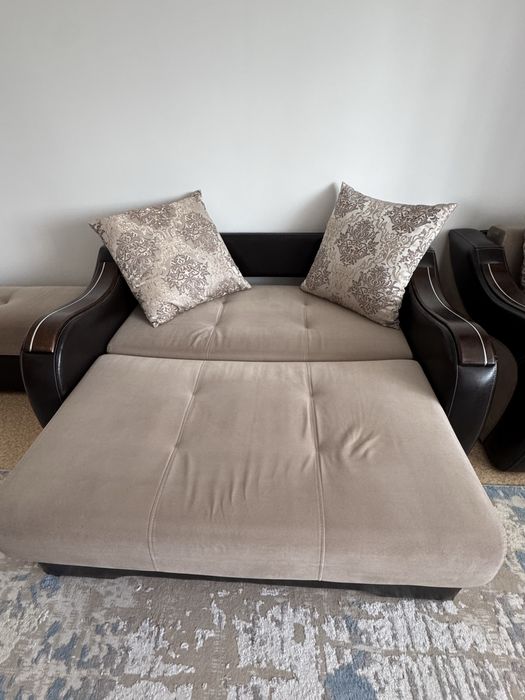 Продается мини диван, пуфик и кресло