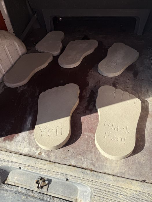 Tălpi decorative gradina din beton armat 60x30