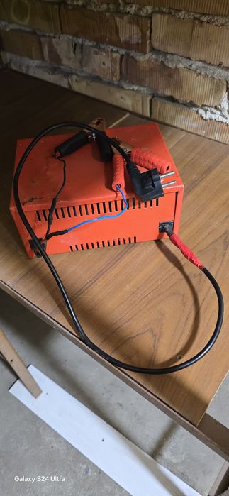 Зарядни за акумулатор