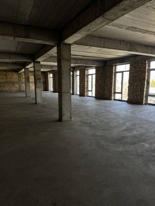 Продается здание под любой бизнес в центре Самарканда 1600кв/м