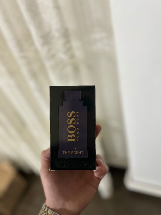 Parfumuri de vânzare