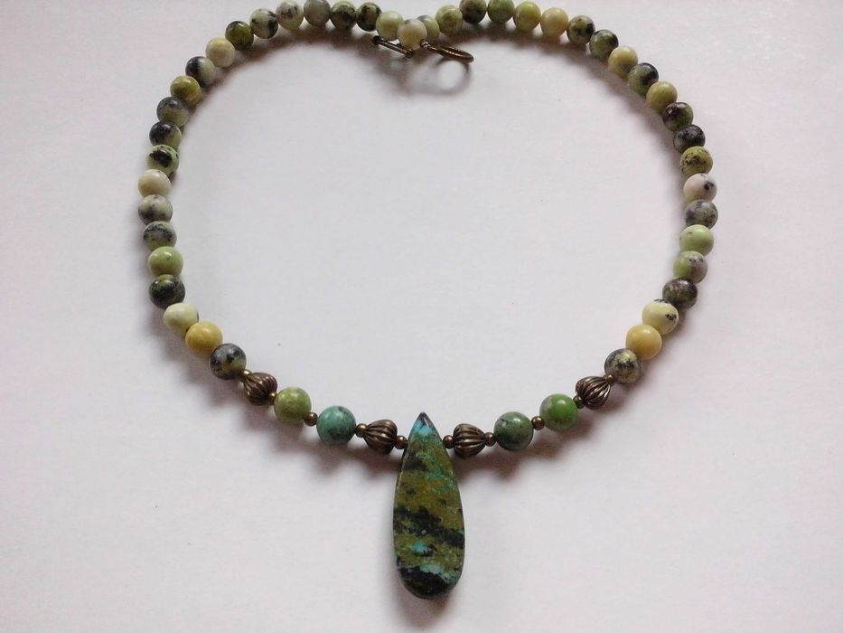 colier crisocola cu pandantiv,pietre naturale,boho chic