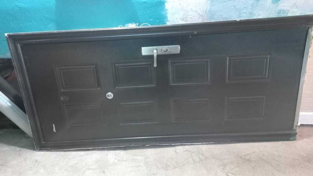 Дверь металлическая входная