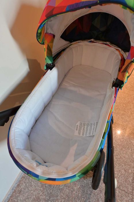 Бебешка количка Adamex Cortina 3 в 1 + Kikkaboo - Isofix база за кола