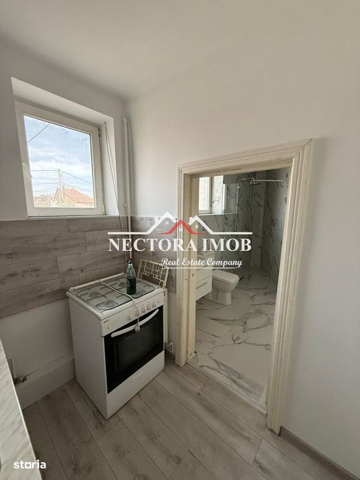 NECTORA IMOB-Apartament la casa, curte proprie, 86 mp, Parcare, 3 cam.