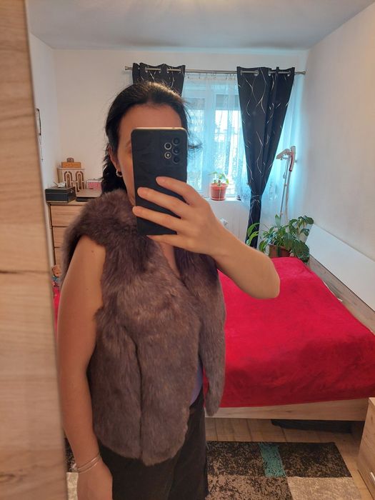 Vesta de blana eleganta noua