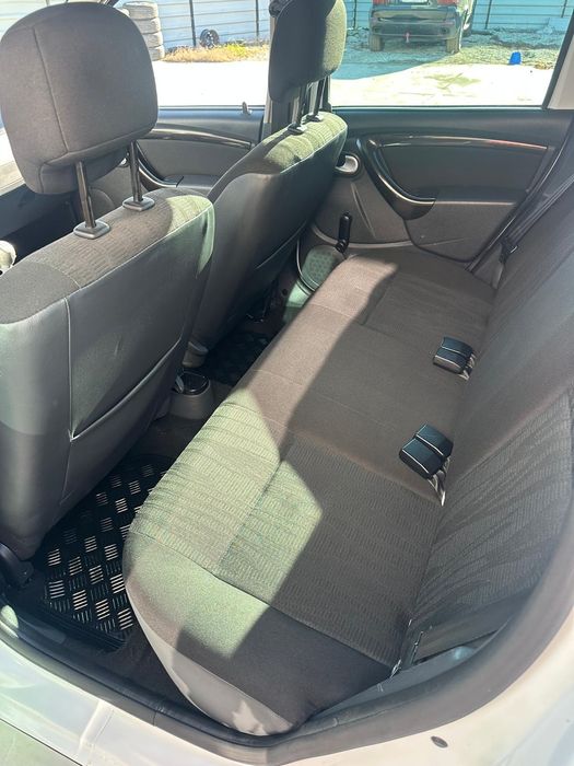 Dacia Duster 1.6 Benzina 4x4