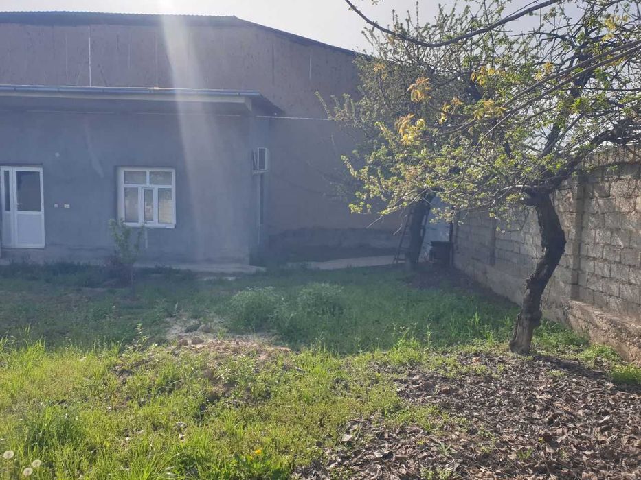 Yer sotiladi 4 sotix Kotta ittifoqda fasad 16.7m uzunligi 25m