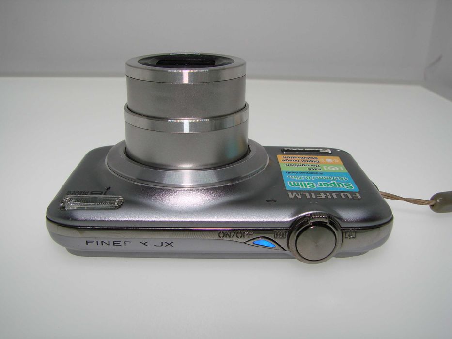 Fujifilm FinePix JX400 - компактен цифров фотоапарат 16 MP, 5x оптичен
