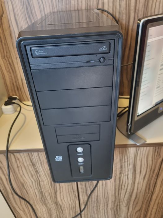 Настолен компютър с монитор Philips