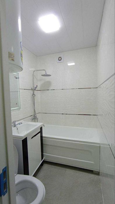 Люкс 2х комнатная квартира переделено 3х ком 2-этаже Вокзал за Саодат