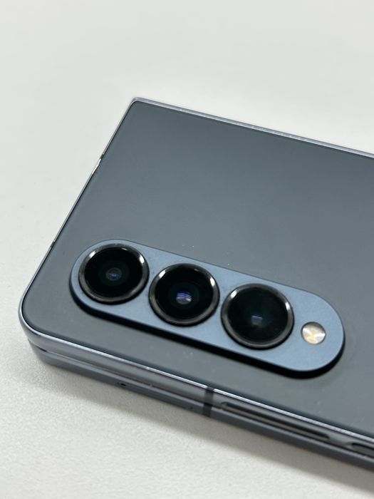 Samsung Z Fols 4