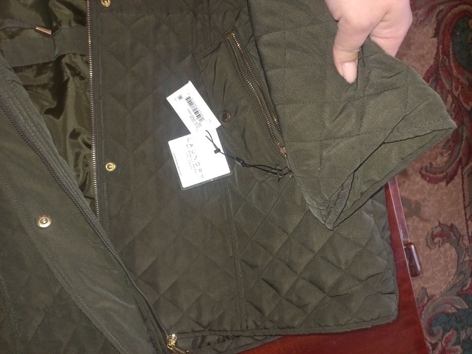 Куртка женская..