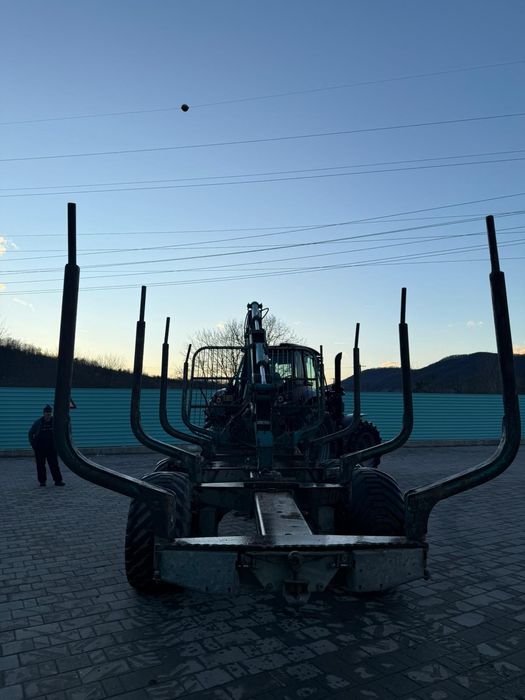 Vand ansamblu tractor si remorca forestiera