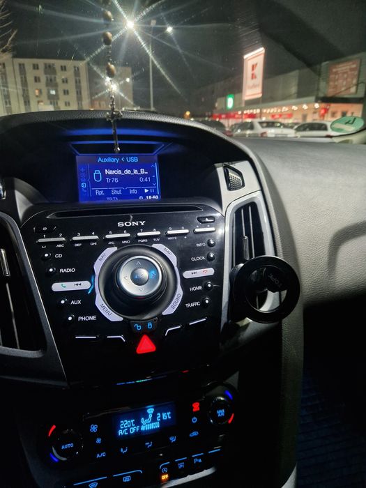 FORD Focus 2011