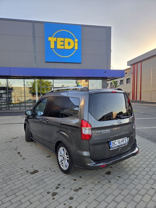 FORD Tourneo Courier 2018 — imagine 3