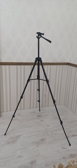 Штатив для камеры