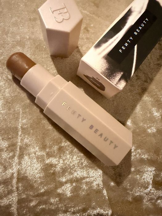 Fenty Beauty Contour Stick