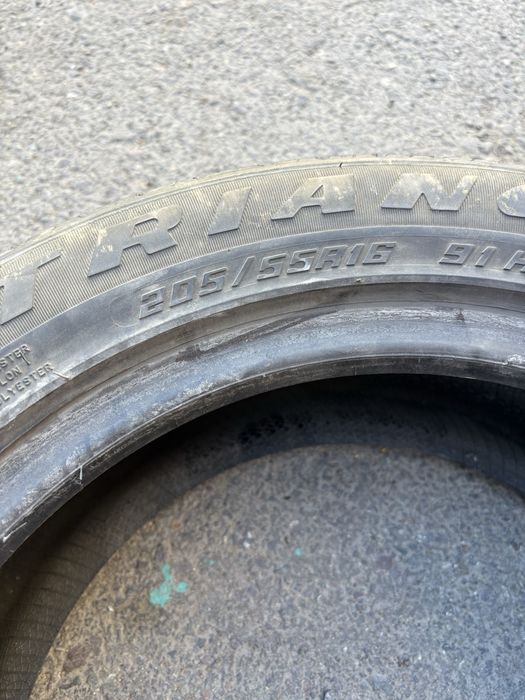 Продам 2 летних шины 205/55 R16