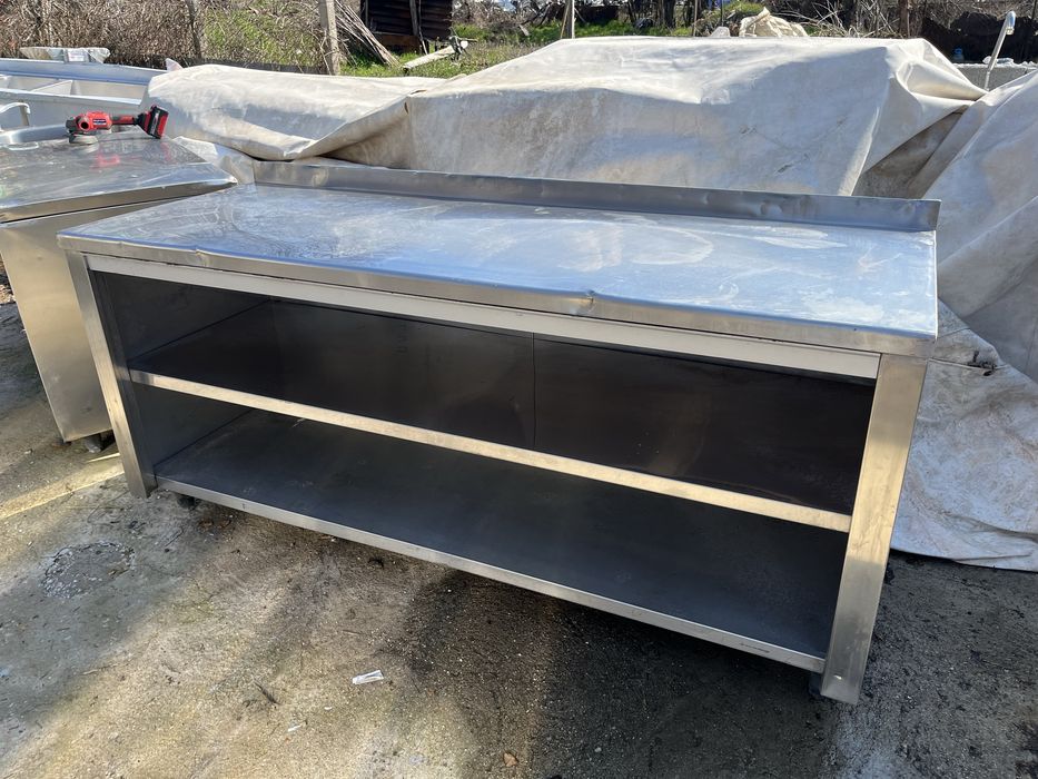 Работна маса неръждавейка