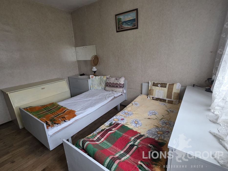Продава се Тристаен апартамент в Варна, Автогара - 90 кв.м за 1019 €/кв.м - Снимка #4