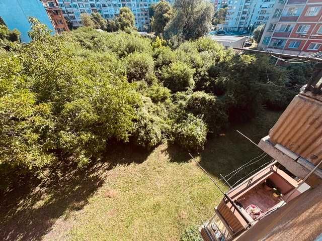 Света Троица двустаен тухла