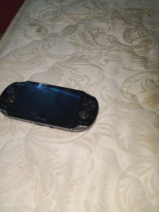 Ps vita в отличном состоянии