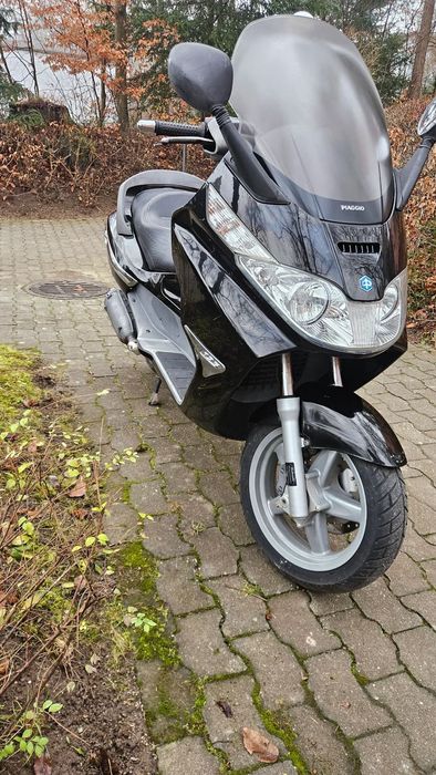 Piaggio X8 125