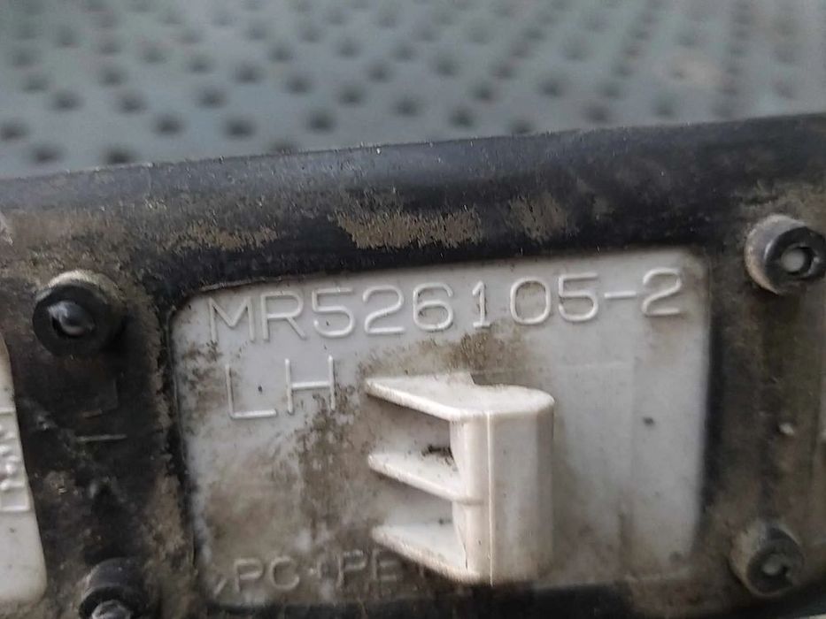 Maner usa stanga fata mitsubishi outlander 1 cuw mr5261052
