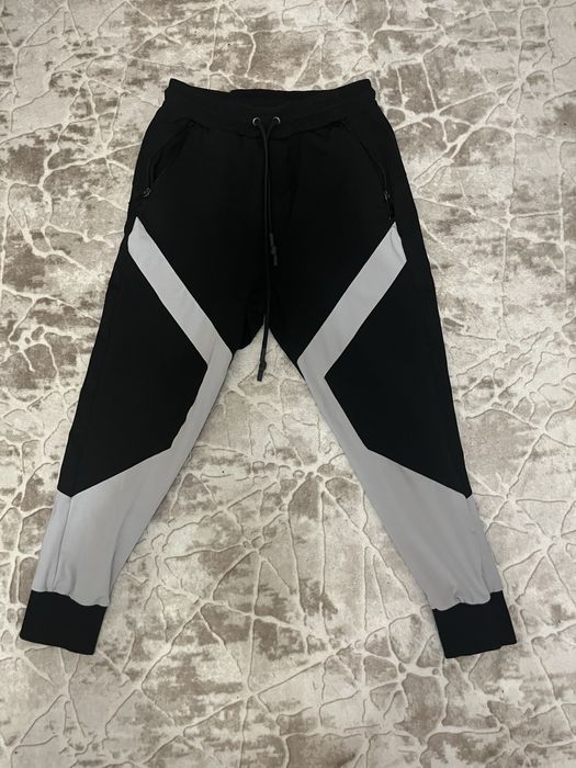 Luda панталон   .