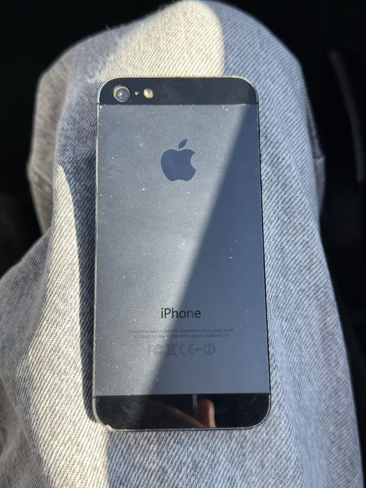 Vand iPhone 5 pentru piese! Predare in cluj