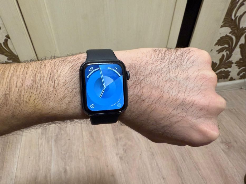 Смарт часы Apple Watch SE.44мм Original продам срочно.Состояние идеал