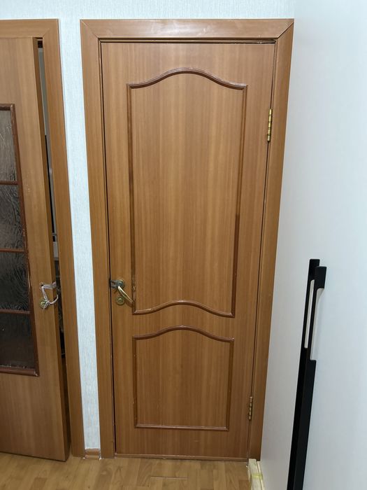 Отдам двери даром срочно самовывоз