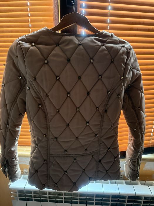 Яке - използвано но запазено