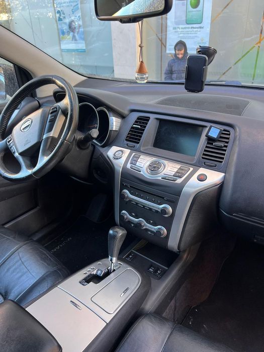 Vând Nissan murano