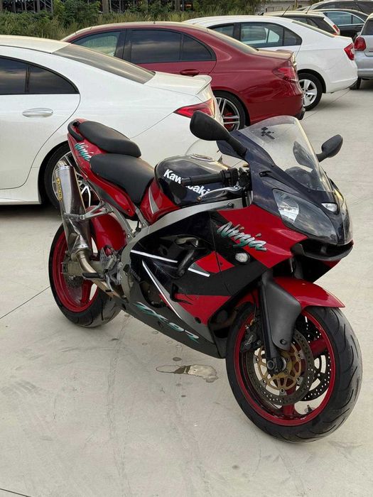 kawasaki zx r - Vehicule pentru dezmembrare | OLX.ro