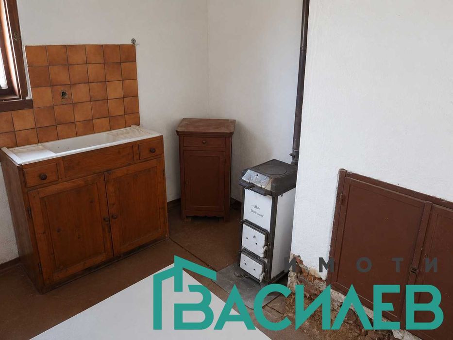 Продава КЪЩА област Перник, с. Горна Диканя