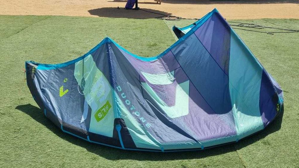 Duotone Evo SLS 2024 7 sq m, 9 sq m, 12 sq m + Click bar S/M 2024